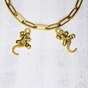 Gyík aranyszínű charm