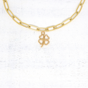 Lóhere négylevelű aranyszínű charm