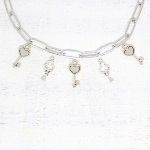 Kulcs ezüstszínű antikolt charmok