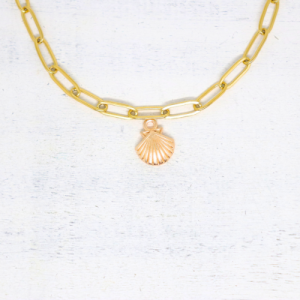 Kagyló aranyszínű charmok