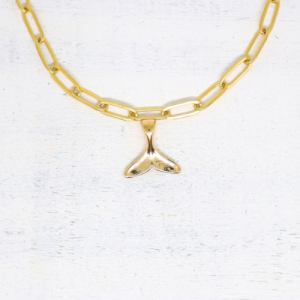 Bálnafarok aranyszínű charm