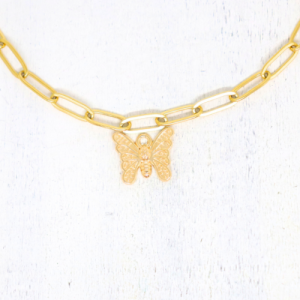 Pillangó aranyszínű charmok