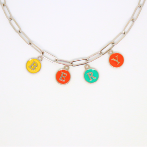 Betűs charmok ezüstszínű kerettel - Charmshop Budapest