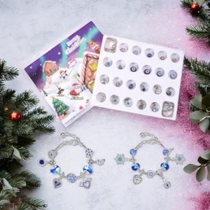 Adventi naptár ezüstszínű és kék ünnepi tematikájú charmokkal - Charmshop Budapest