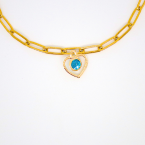 Szív színes strasszokkal aranyszínű charmok